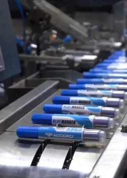 aboutus-03-marqueur-usine-accordstationery-maroc